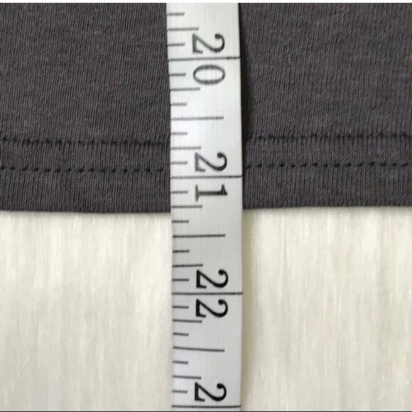 NWT Batman graphic tee - Picture 3 of 4